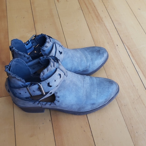 Booties - Picture 2 of 5